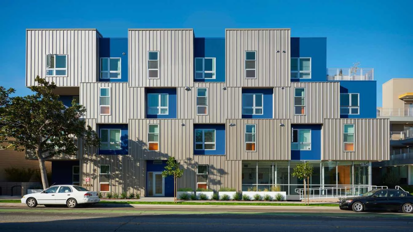 Las Flores Apartments (Santa Monica, CA) designed by DE Architects AIA