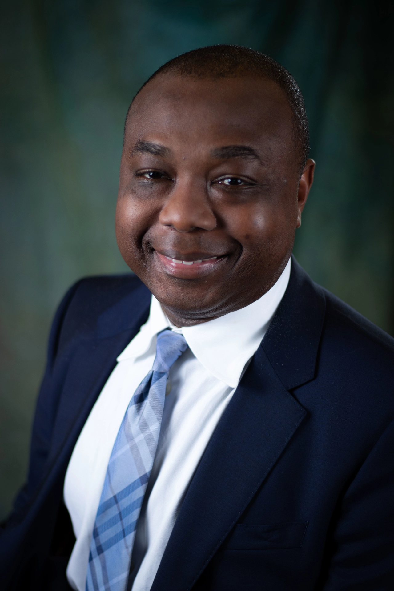 Dr. Fred White Headshot picture