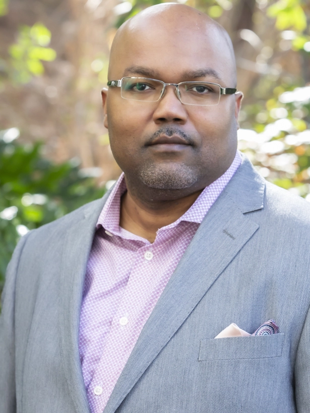 Andre Perry Headshot Picture